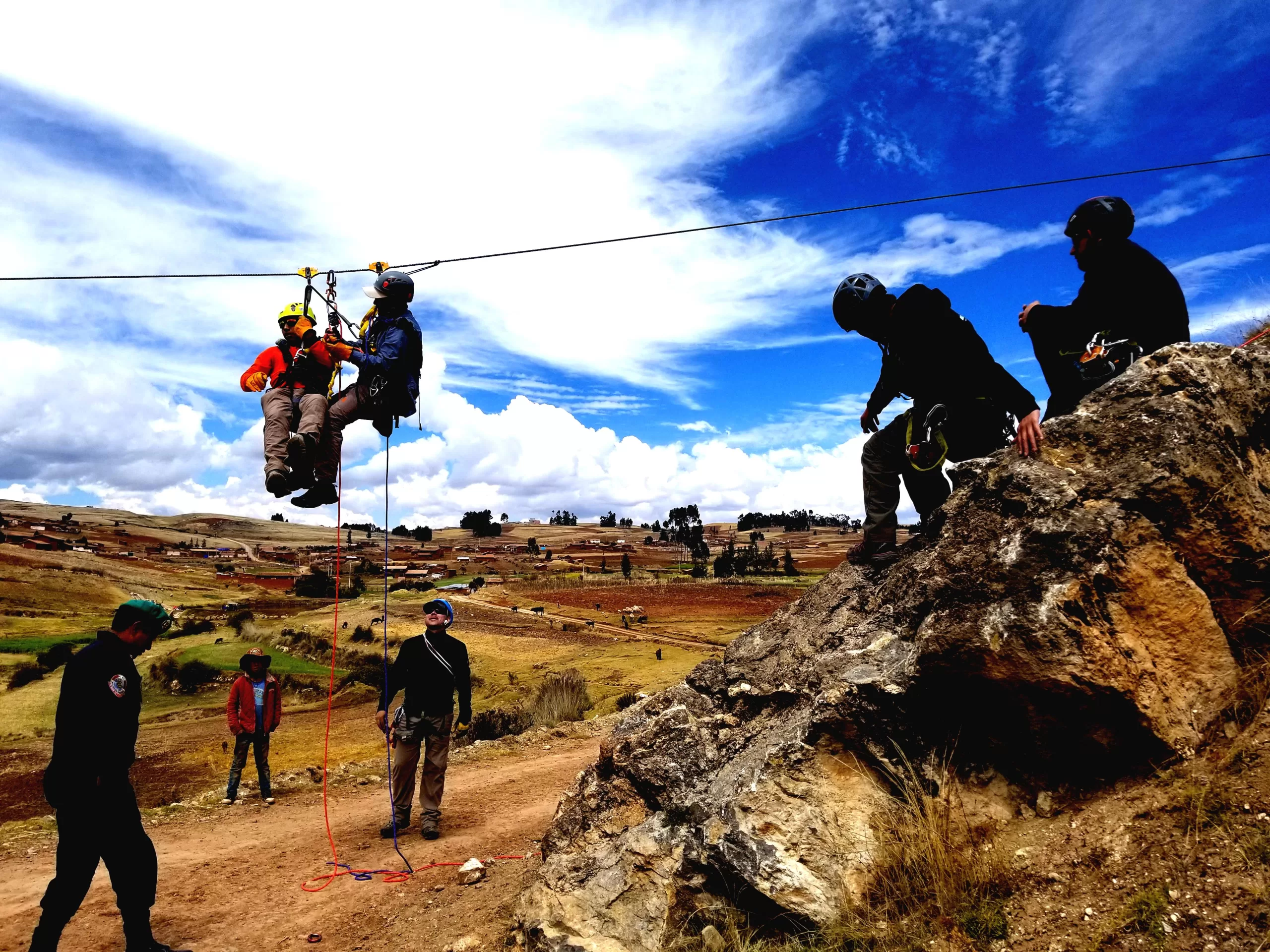 CURSO DE SEGURIDAD EN ZIP LINE – TIROLESA