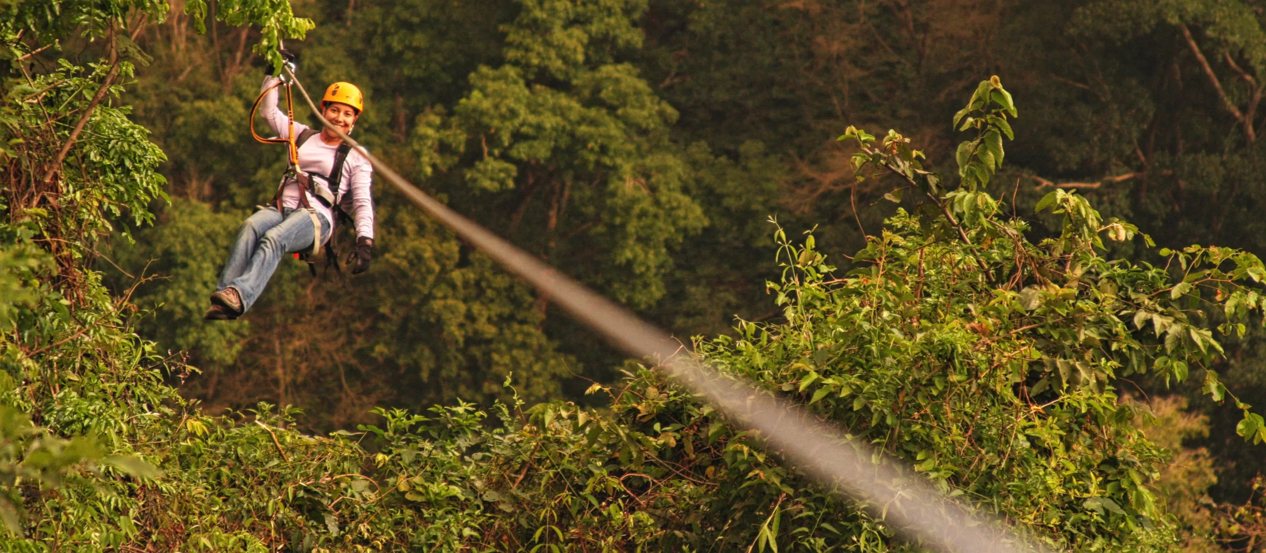 Ecoproparks. Tirolesa enCanopy Tour San Juan Lachao.
